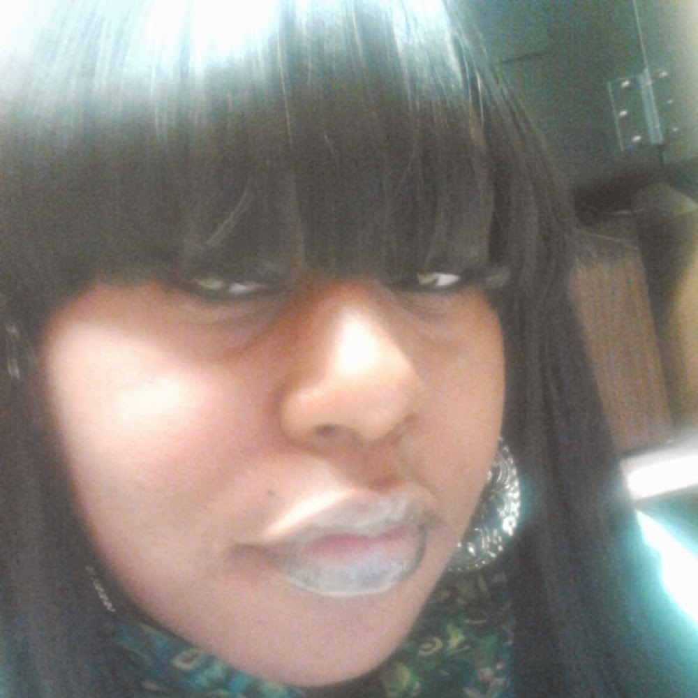 Meet your Posher, Mz.najaulia